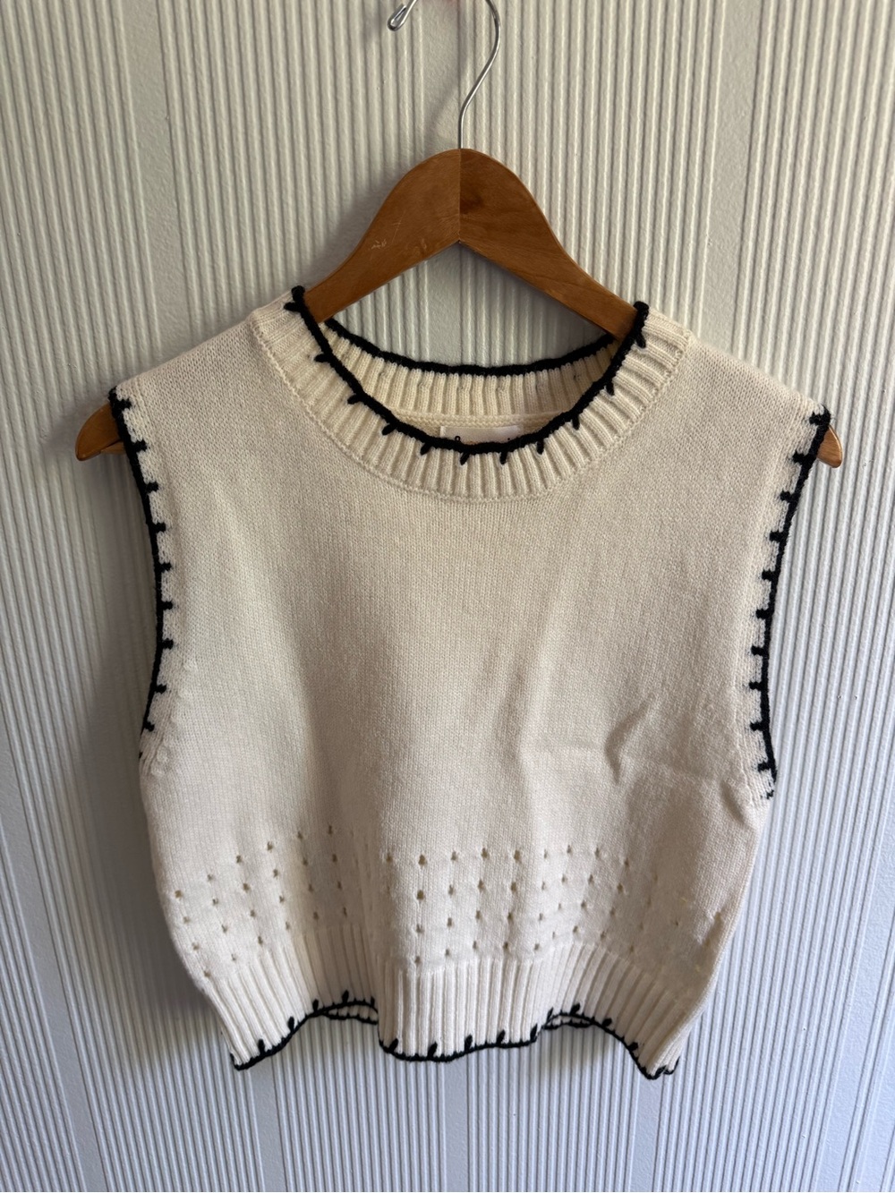Cream Knit Sleeveless Sweater Vest with Black Trim Detail